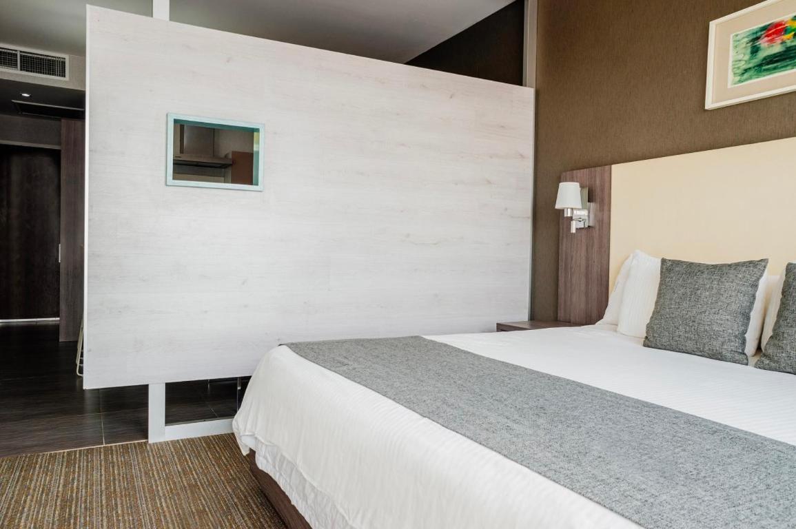 Casa Galerias Celaya Hotel 4*